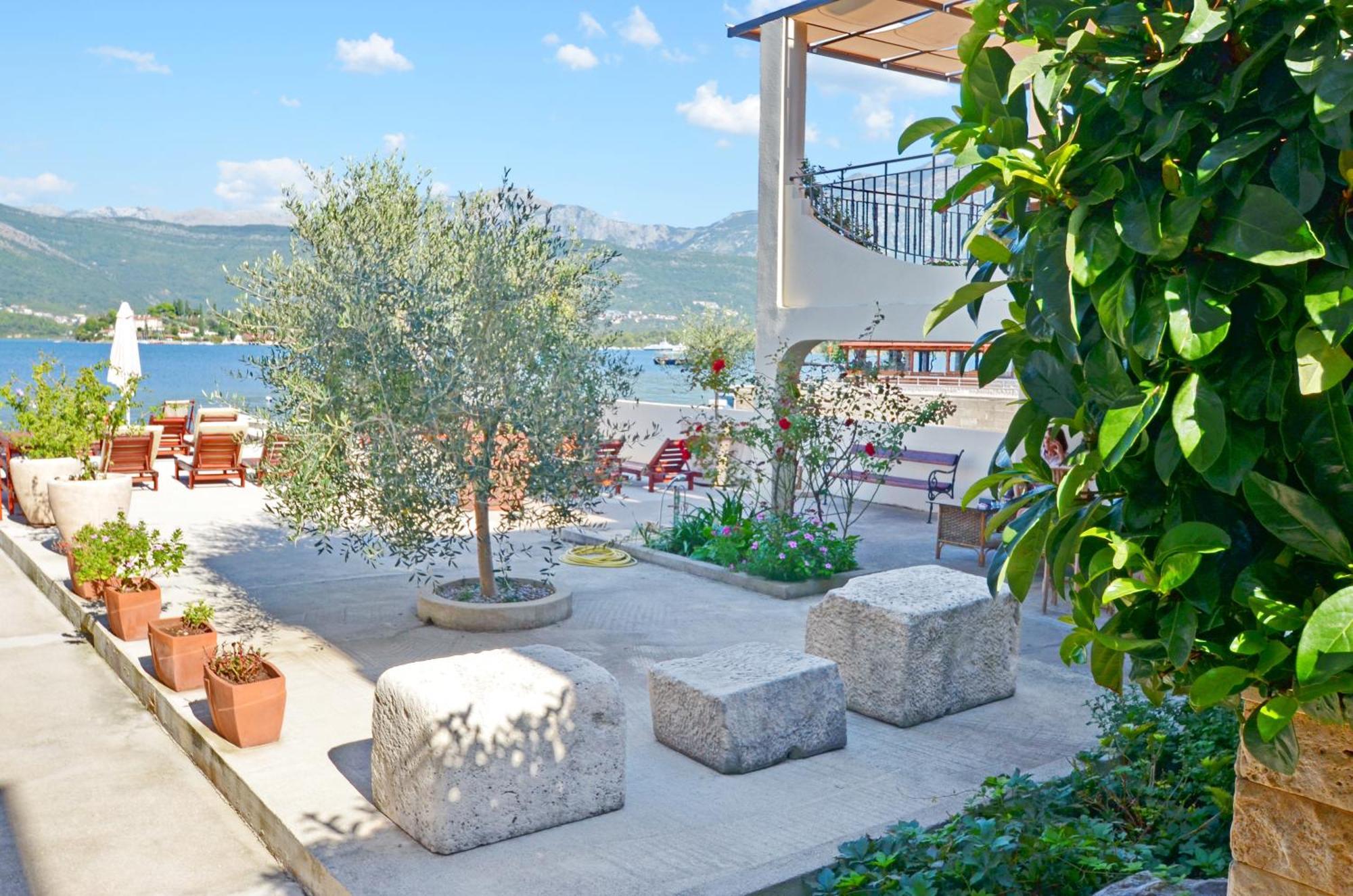 Dubravcevic Residence تيفات المظهر الخارجي الصورة